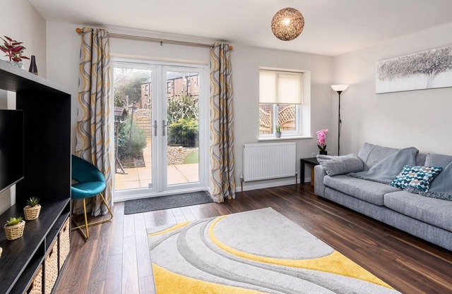 Stunning 3BD Home Hillsborough Sheffield