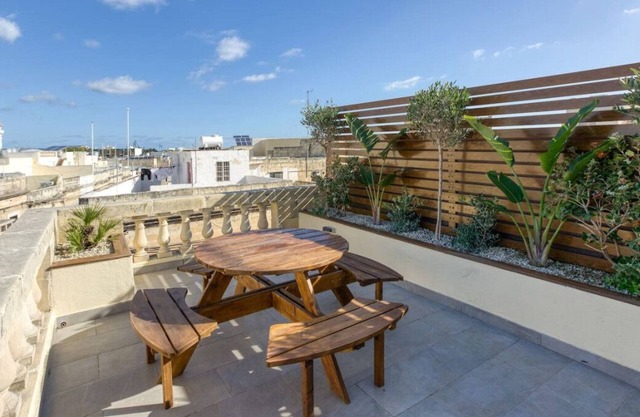 Stunning 3BR Townhouse with Private Rooftop Access