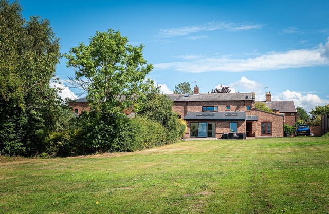Stunning 4 Bedroom, Grade 2 Listed Barn Conversion