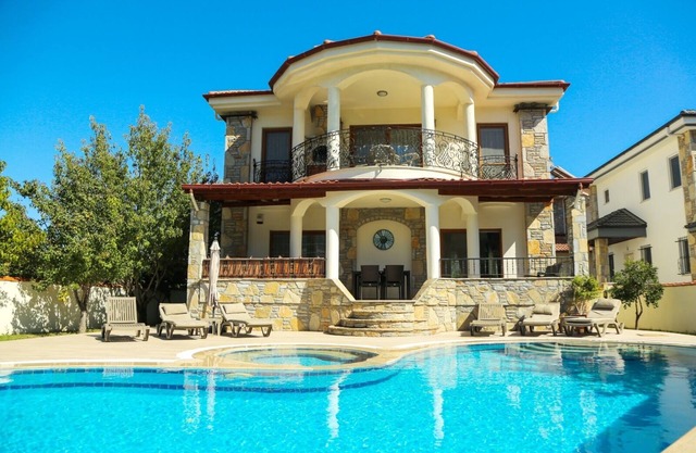 Stunning 4-Bedrooms Villa in Dalyan Turkey