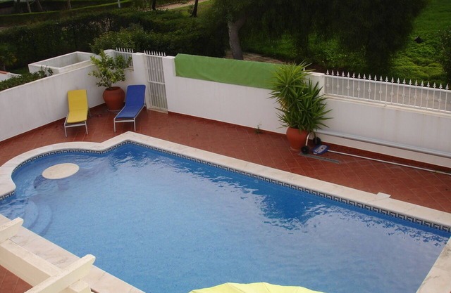 Stunning 5 bed 4 bath house with large pool within walking distance of beach.