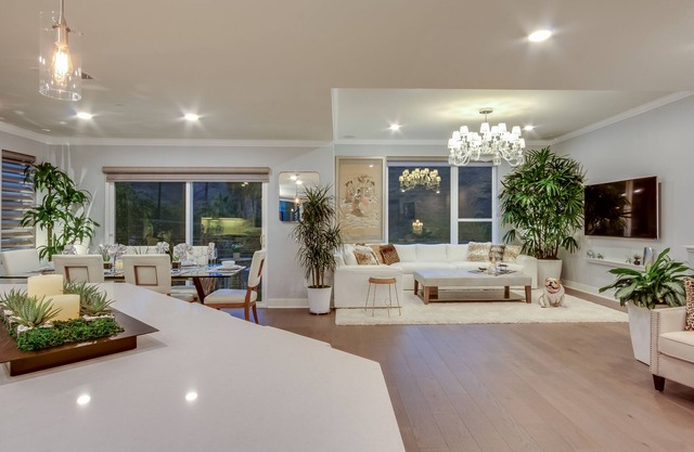 Stunning and Luxurious Private Model Home in Hollywood