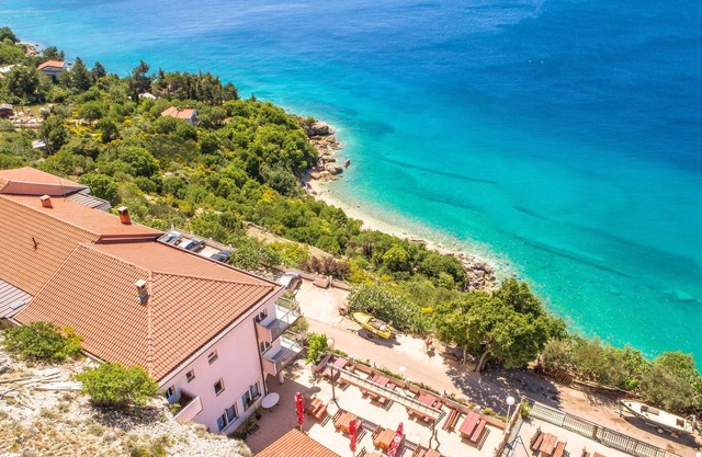 Stunning apartment in Stara Baska