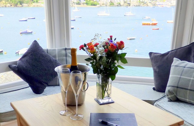 Stunning apartment. The view is constantly changing and endlessly fascinating.