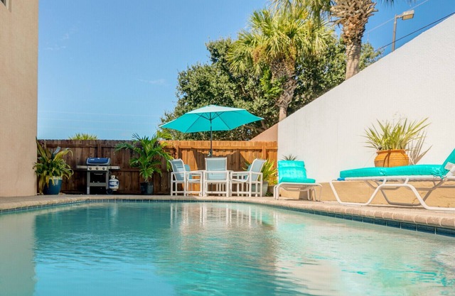 Stunning Beach Home with Heated Pool, 200+ 5 star Reviews, Easy Beach Access!