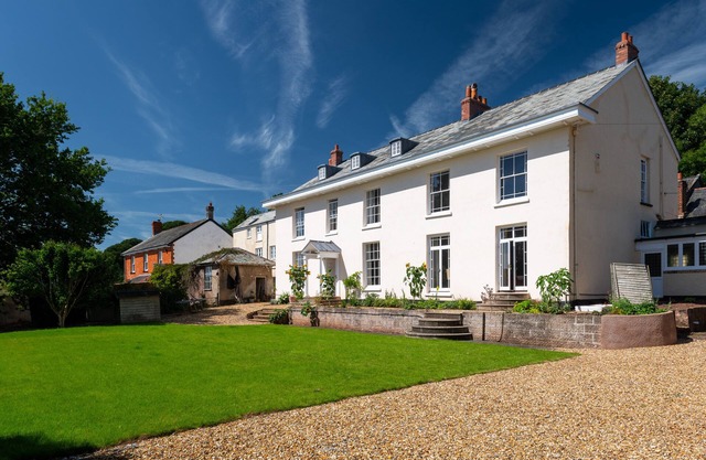 Stunning Big House sleeps 16 Devon dog friendly, Devonn