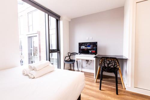 Stunning Centrally Located Studio Apt