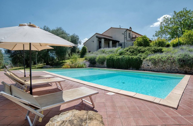 Stunning home in Castel del Piano GR