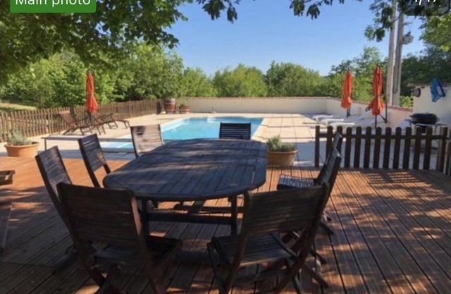 Stunning holiday home with seperate 1 bedroom full gite