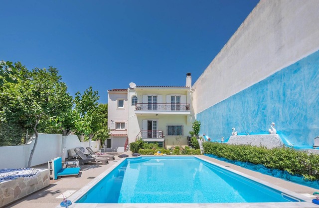 Stunning home in Lechaio Corinthias