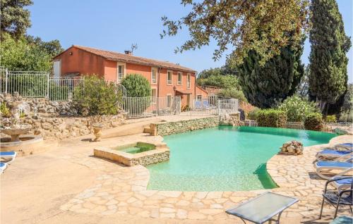 Stunning Home In Rochefort-Du-Gard