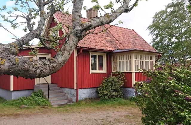 Stunning home in Bergkvara with 4 Bedrooms