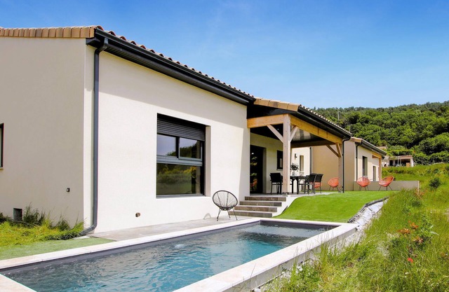 Stunning home in Puy St Martin