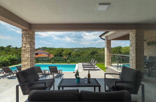 Stunning home in Labin - Rabac