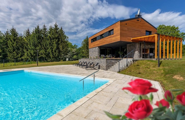 Stunning home in Slunj
