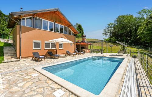 Stunning Home In Vinica Breg With Sauna