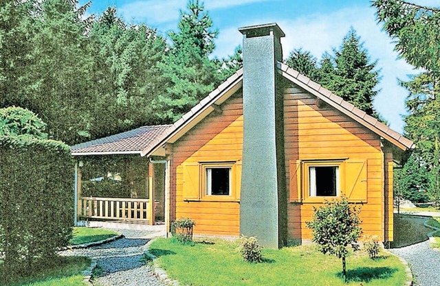 Stunning home in Wachtebeke with WiFi