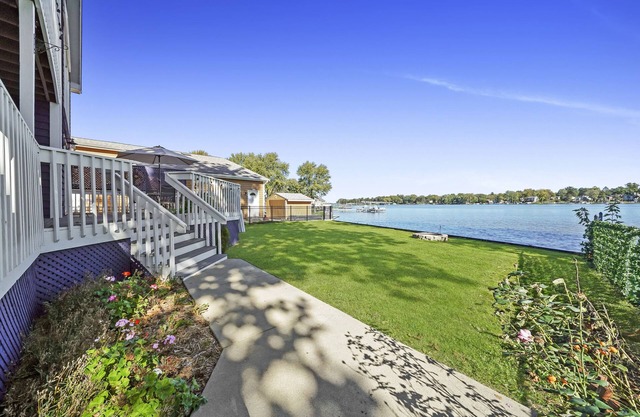 Stunning Lakefront Home on the Chain O'Lakes! ★ Amazing Views & Newly Rehabbed