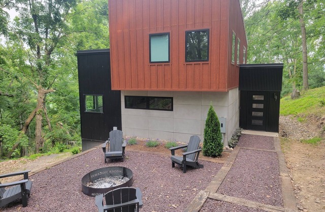 Stunning modern cabin high on a ridge with sunrise and sunset views!