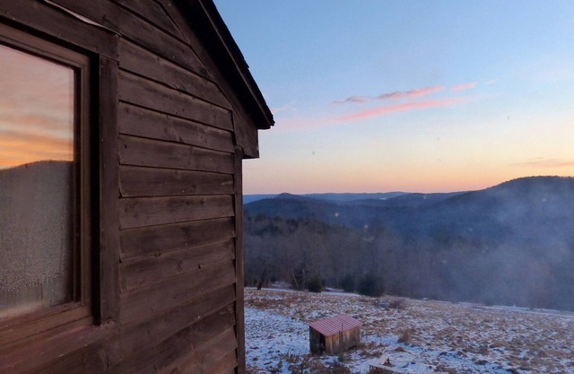 Stunning mountain top lodge, Ideal for groups of all kinds, 4 -season fun