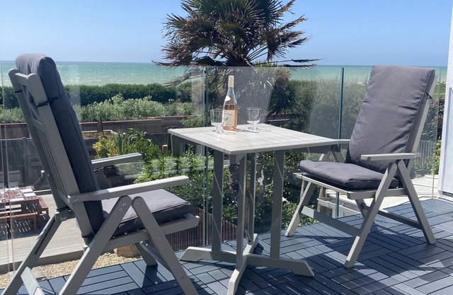 Stunning, newly refurbished, beachfront townhouse in Rustington