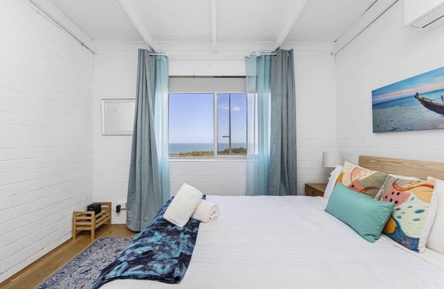 Stunning Ocean Views | Beachfront 3BR Home