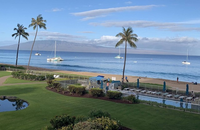 Stunning Ocean View Studio Unit #313 has 129 reviews, score of 10!