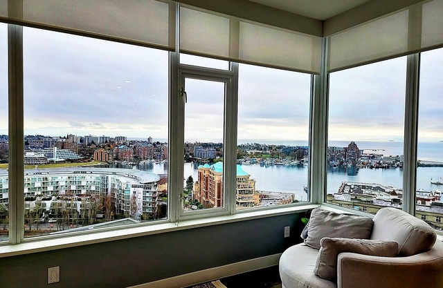 Stunning Ocean Views from Luxury Condo