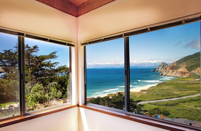 Stunning Oceanview Coastal Home – Beach, Trails, Family Activities