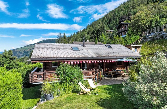 Stunning private villa for 8 people with WIFI, TV, terrace and pets allowed