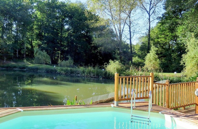 Stunning private villa for 4 guests with private pool, A/C, WIFI, TV, patio and parking