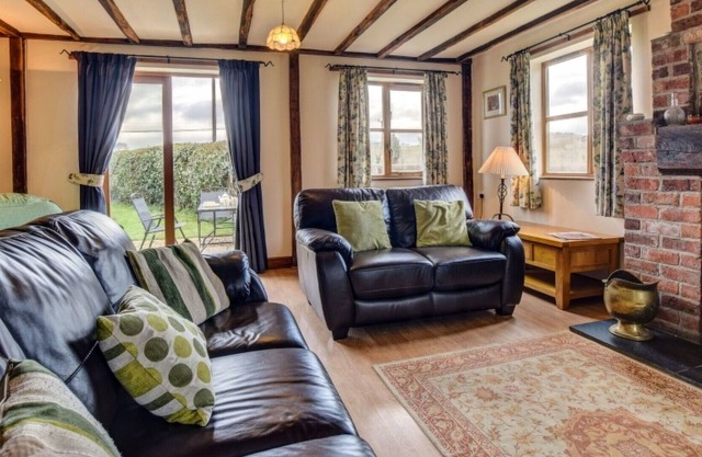 Stunning private villa for 4 people with WIFI, TV, patio, panoramic view and parking