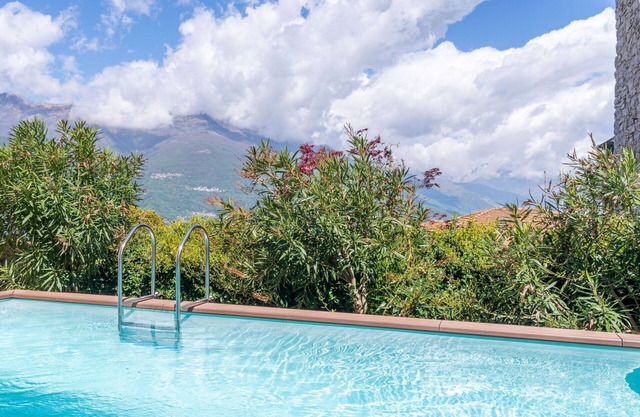 Stunning private villa for 10 guests with WIFI, private pool, TV, terrace and pets allowed