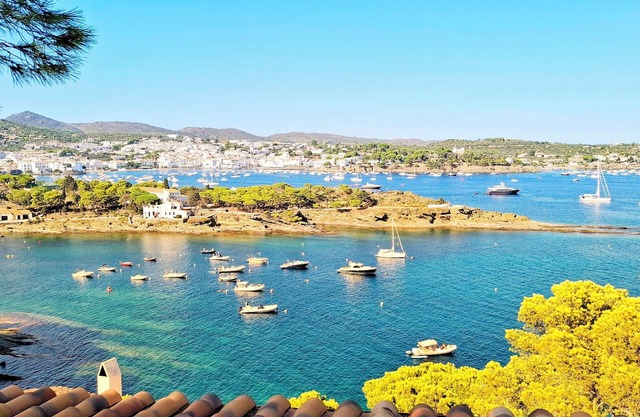 Stunning Seaside House