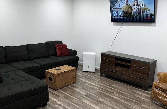 Stunning spacious two-bedroom apartment, offers modern comfort and style. nnn