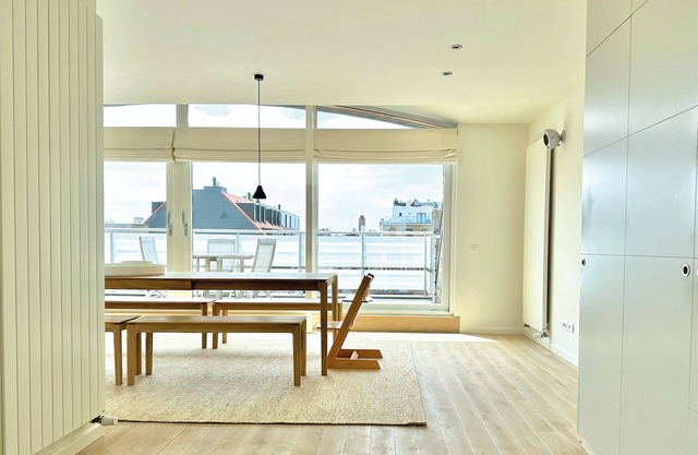 stunning sunny design Duplex near the sea