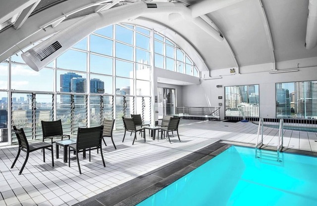 Stunning Sunset Views, Pool, Parking, Spa