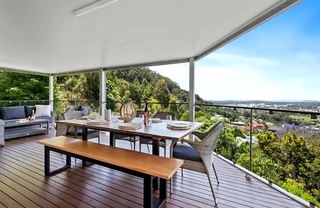 Stunning Views and Relaxing Coastal Getaway