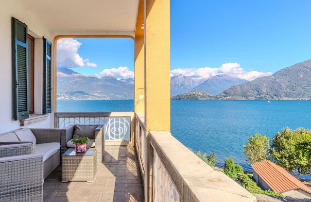 Stunning villa for 4 guests with WIFI, TV and terrace