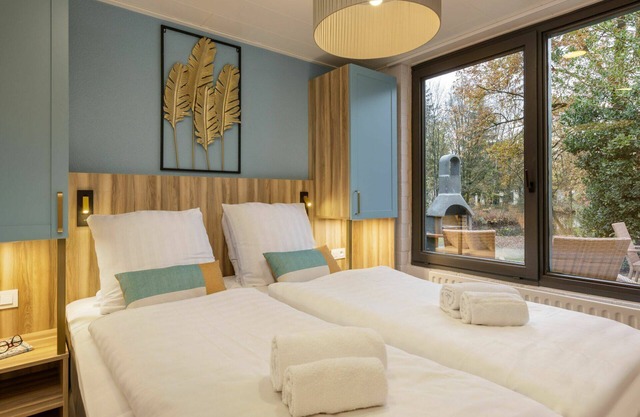 Stunning villa for 4 guests with pool, WIFI, TV, terrace and parking