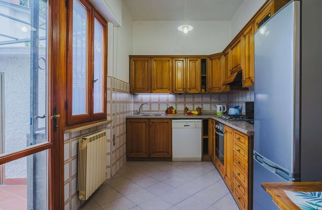 Stunning villa for 7 people with A/C, WIFI, TV, patio and parking