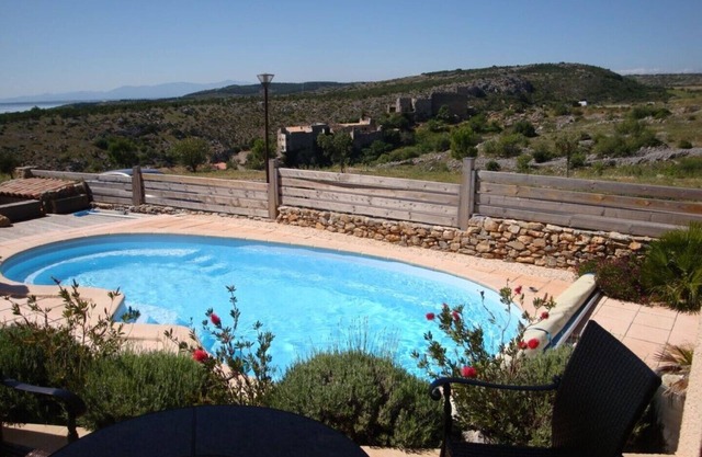 Stunning Villa, Pool, Sea View, 4 Bedrooms, Air Conditioning, Wi-Fi, TV
