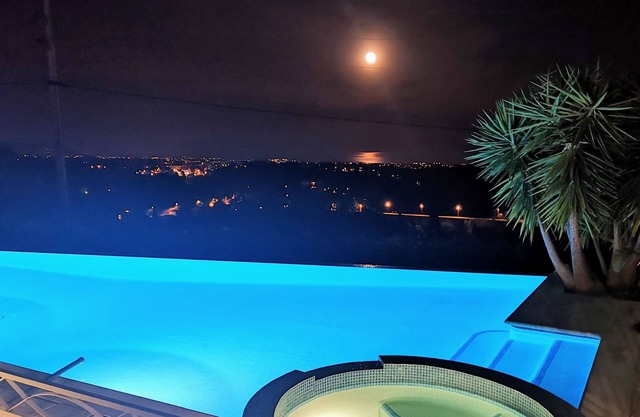 Stunning Villa with incredible Sea View and Heated Infinity Swimming pool