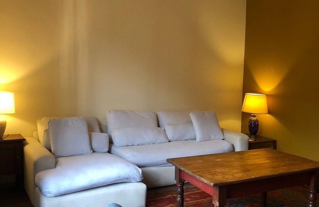 Style design and spacious apartment near to Pza Independencia