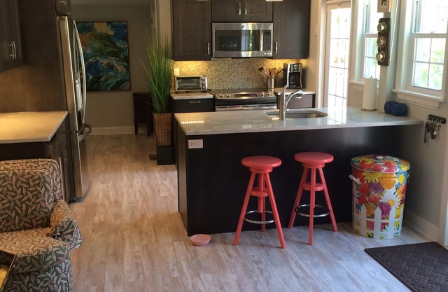Stylish 2-Bedroom Rye Bungalow sleeping 6