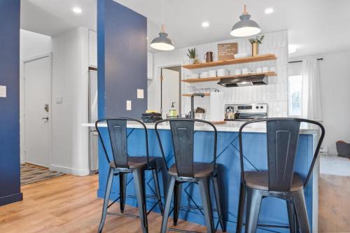 Stylish 2BR Near Trails and Slopes