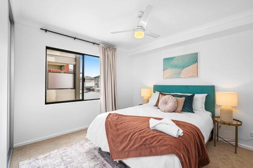 Stylish 2br With Wi-fi 100 Mbps, Tv Big 75 Inch
