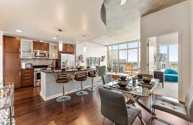 Stylish 42nd Floor Central Denver Condo with Breathtaking Views
