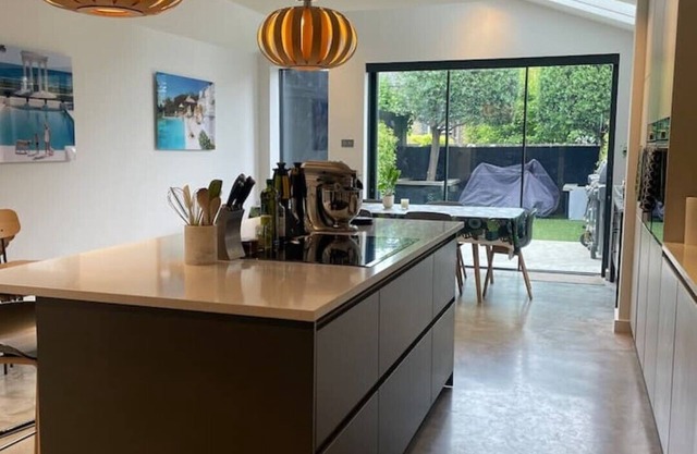 Stylish and Spacious House in Battersea SW11