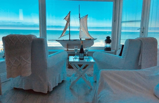 Stylish Beach House Apartment with Fabulous Sea Views